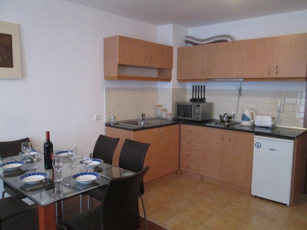 Gramadeto Complex Alexander Services Apartments Banszko Szoba fotó