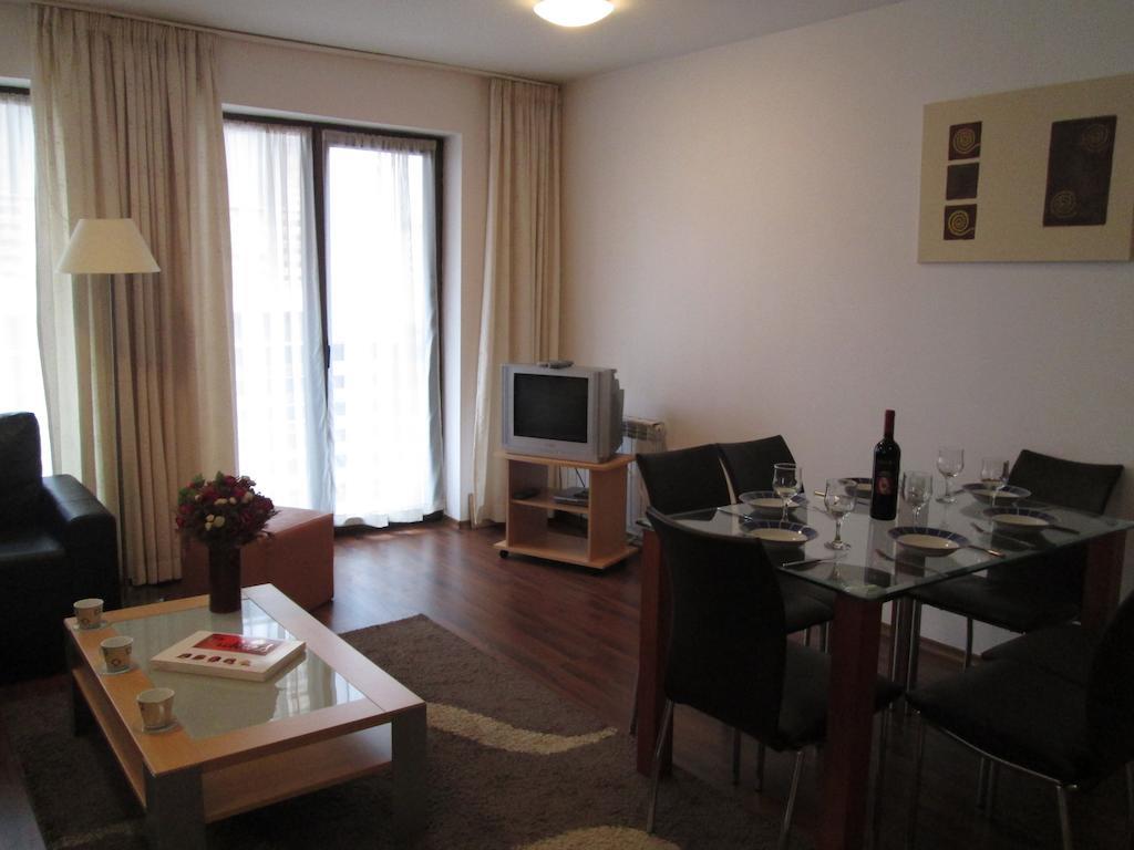 Gramadeto Complex Alexander Services Apartments Banszko Szoba fotó